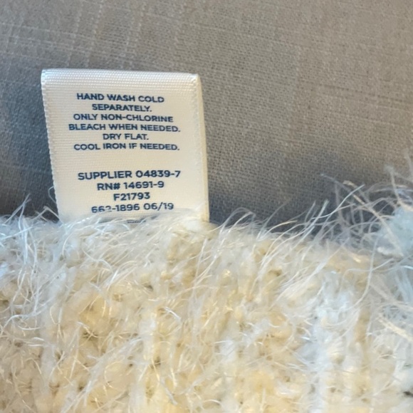 Arizona Jean Company Cream Crew Neck Sweater Plush Knit - Picture 7 of 7